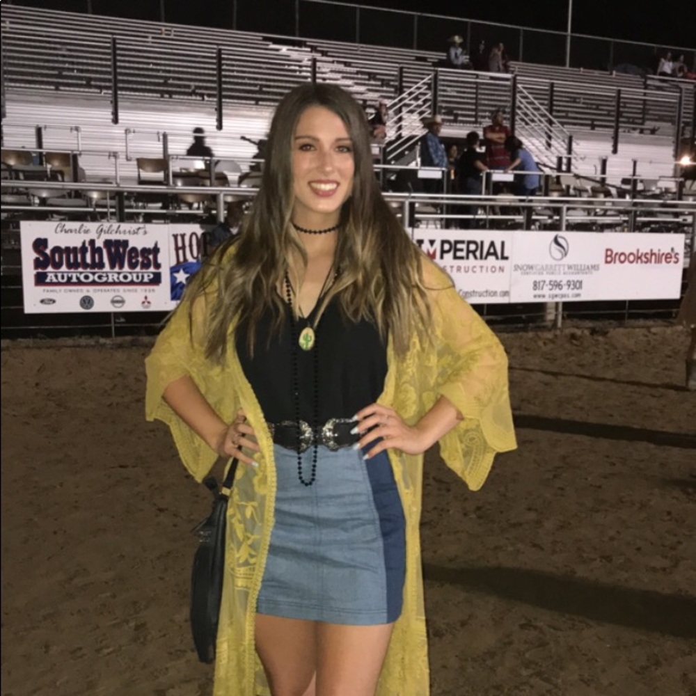 Meet your Posher, Ashley